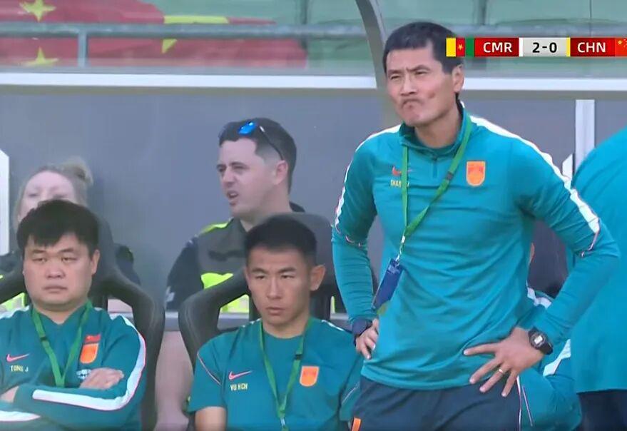国足不敌喀麦隆，但多踢这种比赛真能涨球！